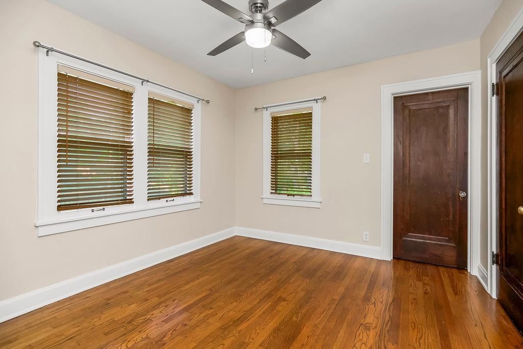 5727 Kenwood Avenue — photo 15