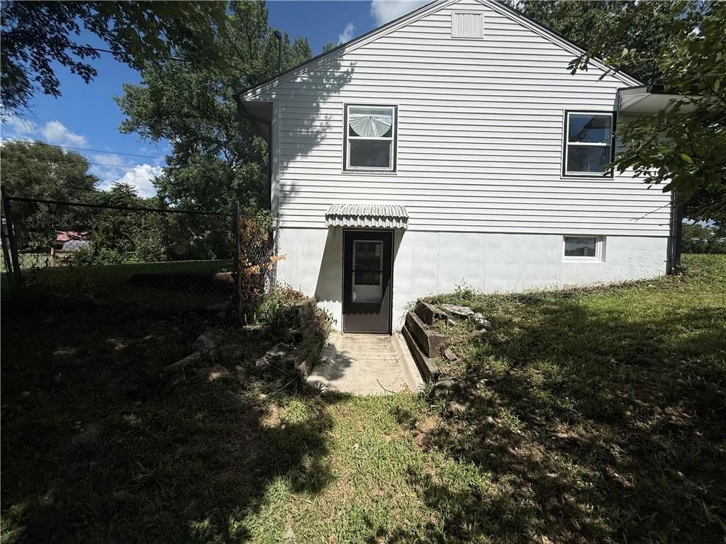 7332 Parallel Parkway — photo 18