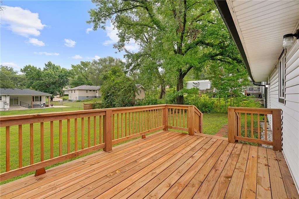 7332 Parallel Parkway — photo 33