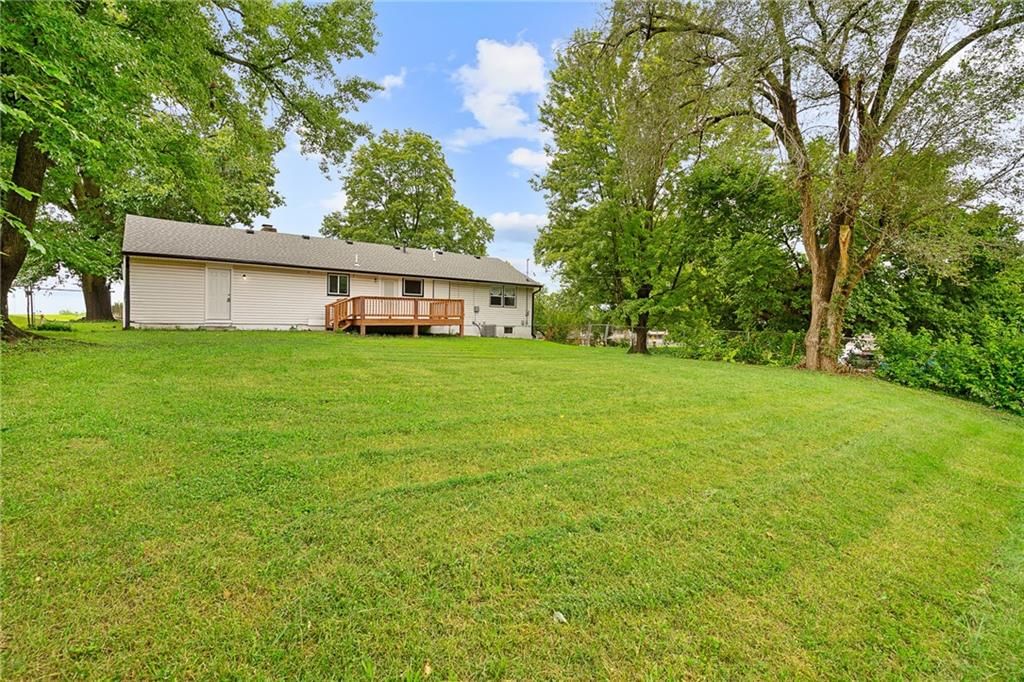 7332 Parallel Parkway — photo 38