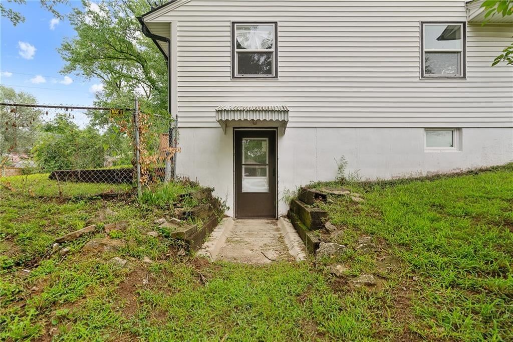 7332 Parallel Parkway — photo 39