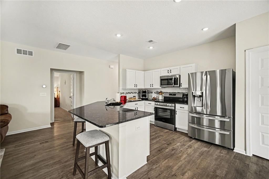 500 SE Laurel Drive — photo 6