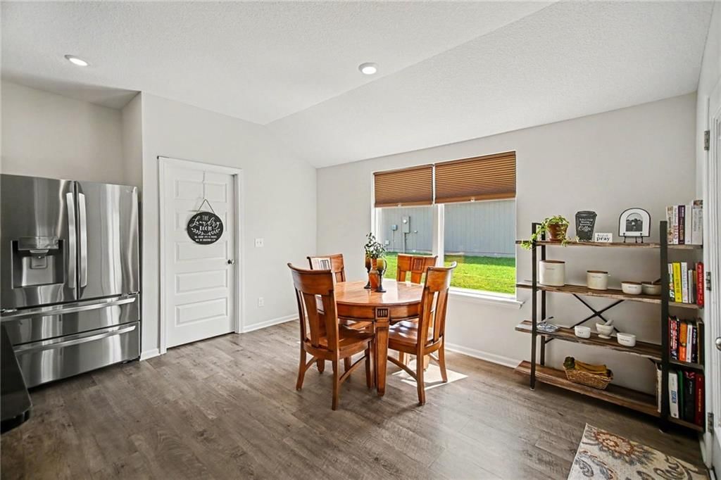 500 SE Laurel Drive — photo 9