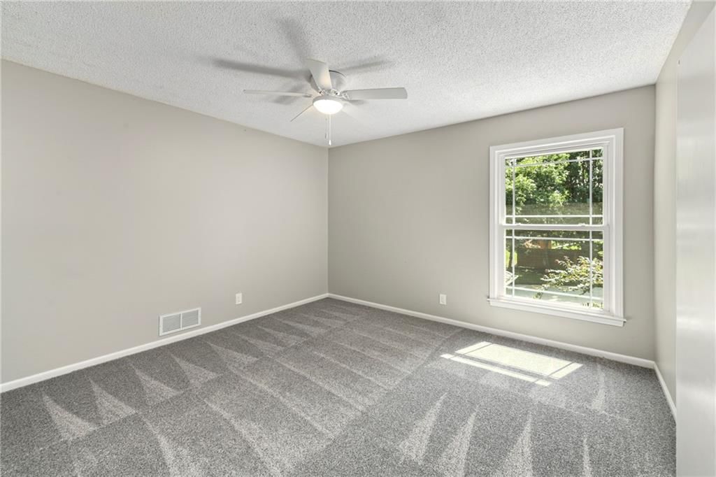 12305 W 150th Terrace — photo 33