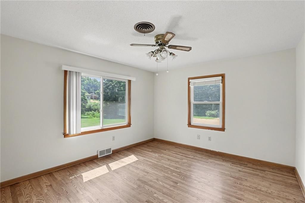 506 W Mississippi Street — photo 19