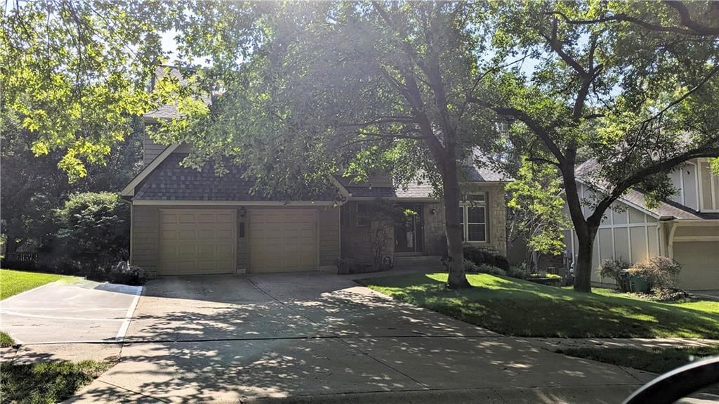 8209 Acuff Lane — photo 1