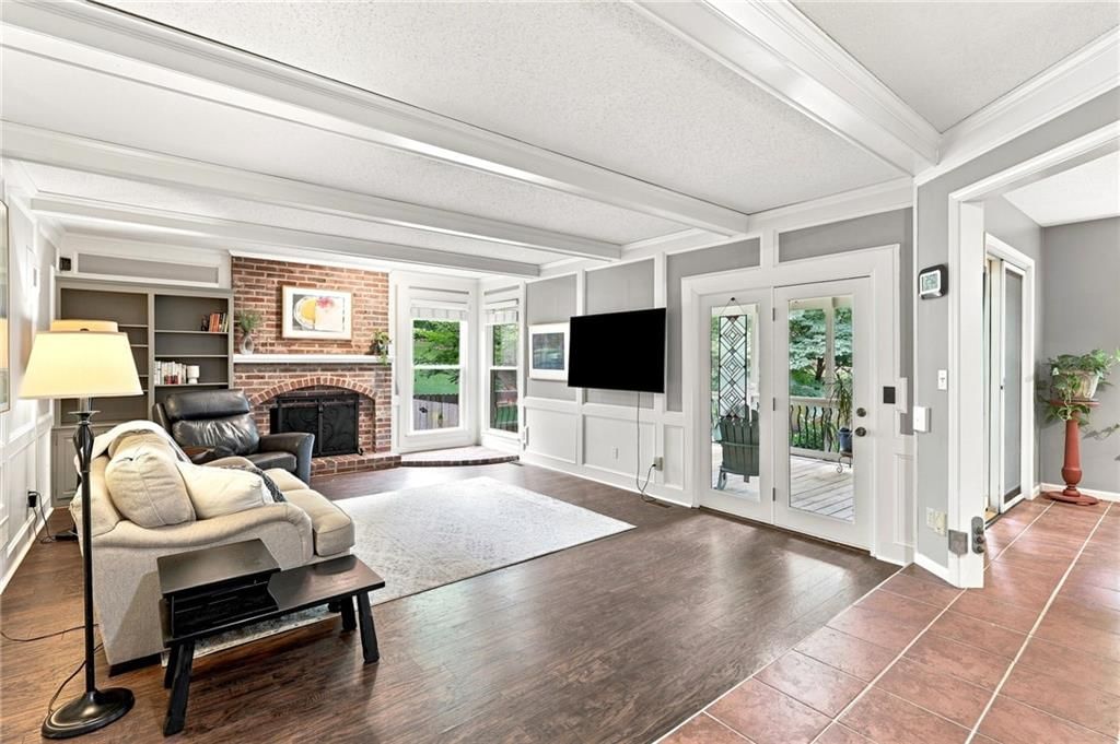 8209 Acuff Lane — photo 4
