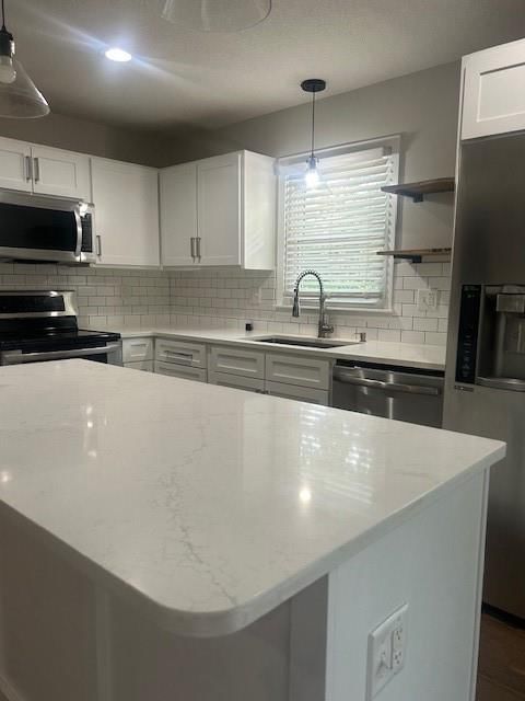 2308 NW Powderhorn Drive — photo 5