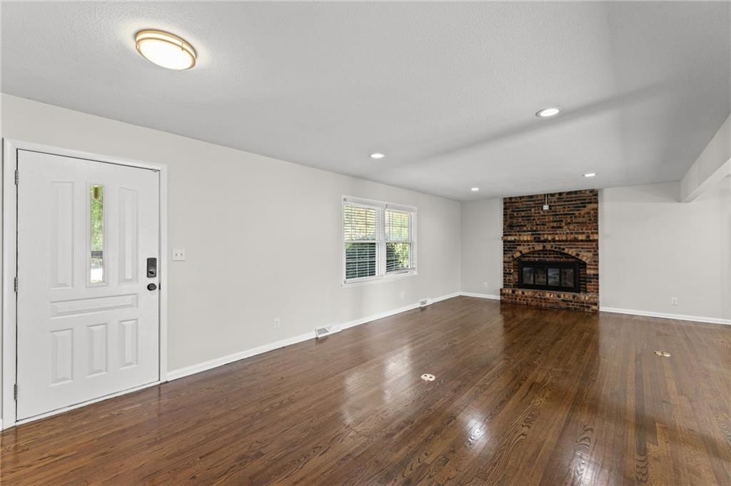 2308 NW Powderhorn Drive — photo 14