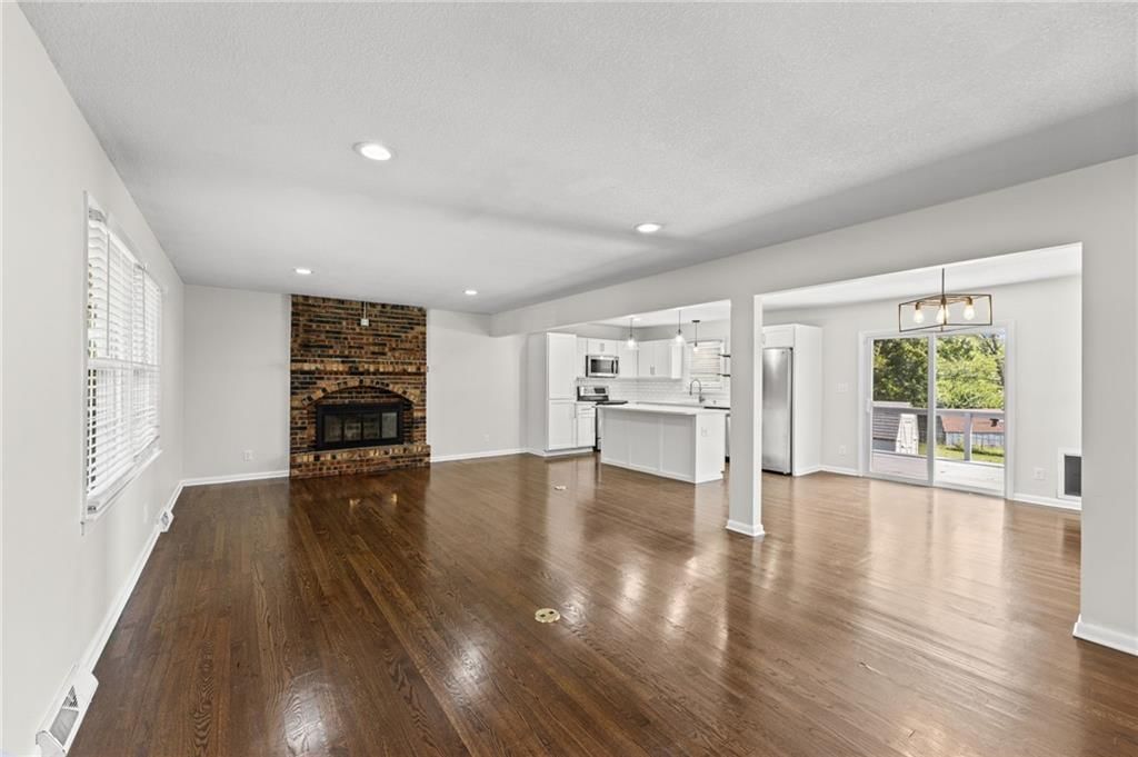 2308 NW Powderhorn Drive — photo 16