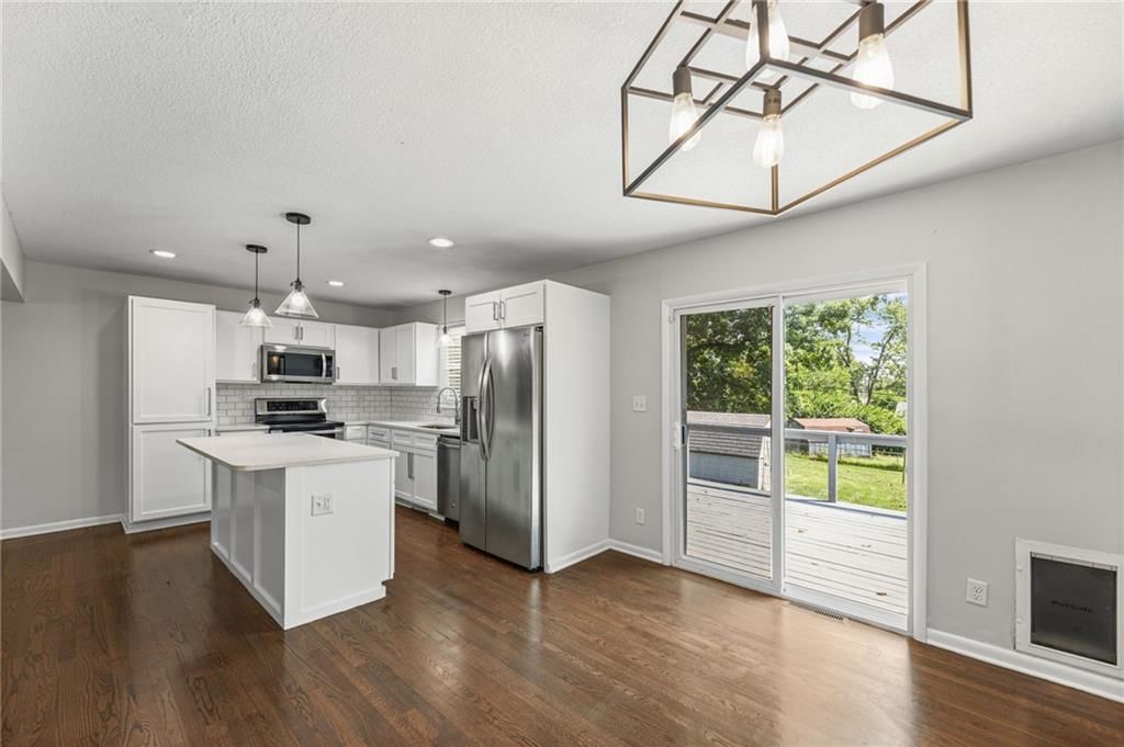 2308 NW Powderhorn Drive — photo 18