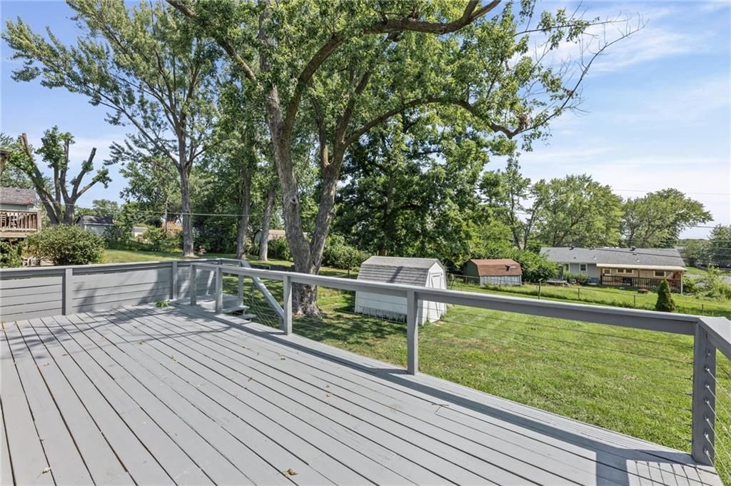 2308 NW Powderhorn Drive — photo 35