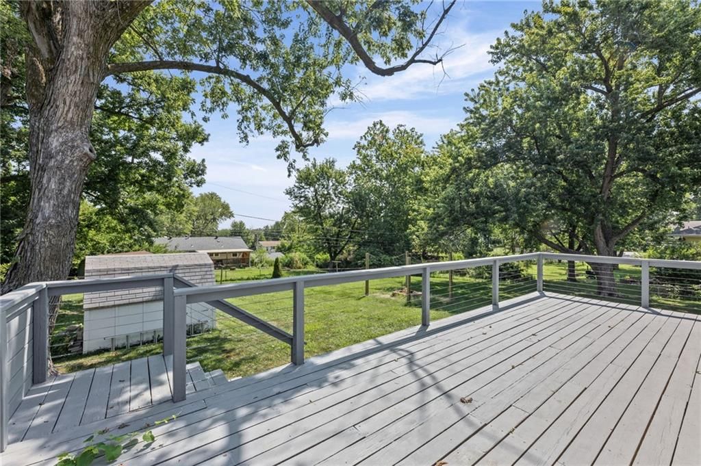 2308 NW Powderhorn Drive — photo 36