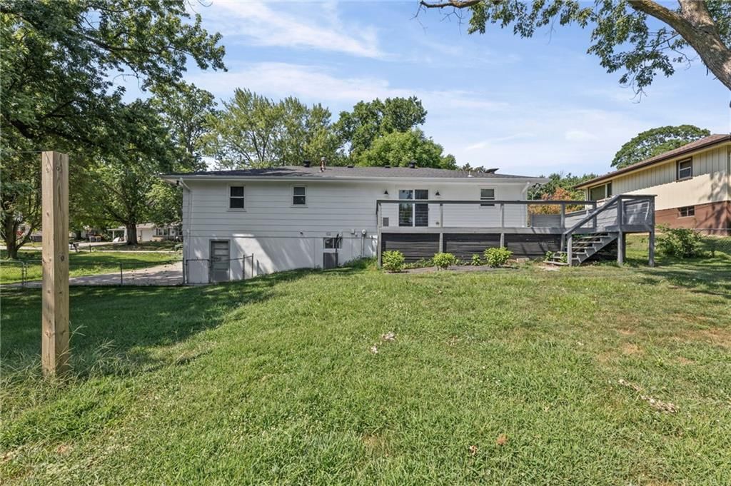 2308 NW Powderhorn Drive — photo 38