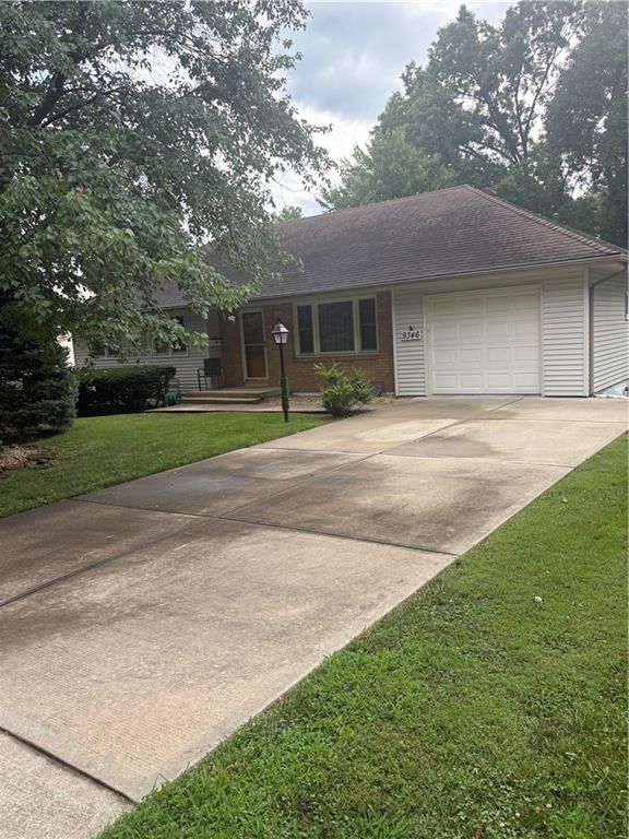 9346 Mackey Street — photo 1