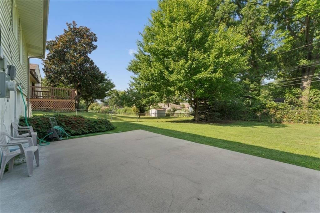 9346 Mackey Street — photo 32