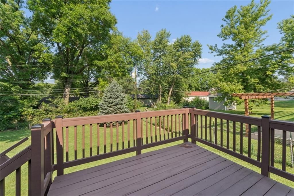 9346 Mackey Street — photo 33