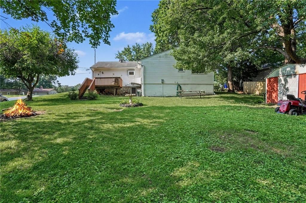 10214 W 56th Street — photo 2