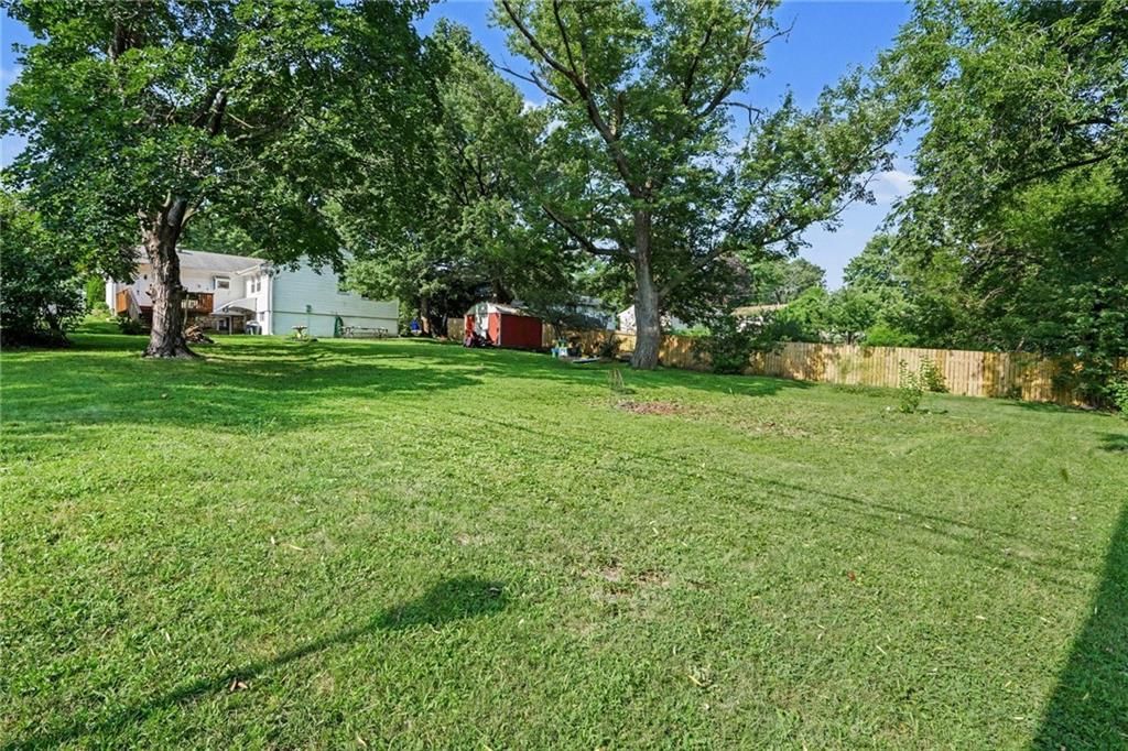 10214 W 56th Street — photo 3