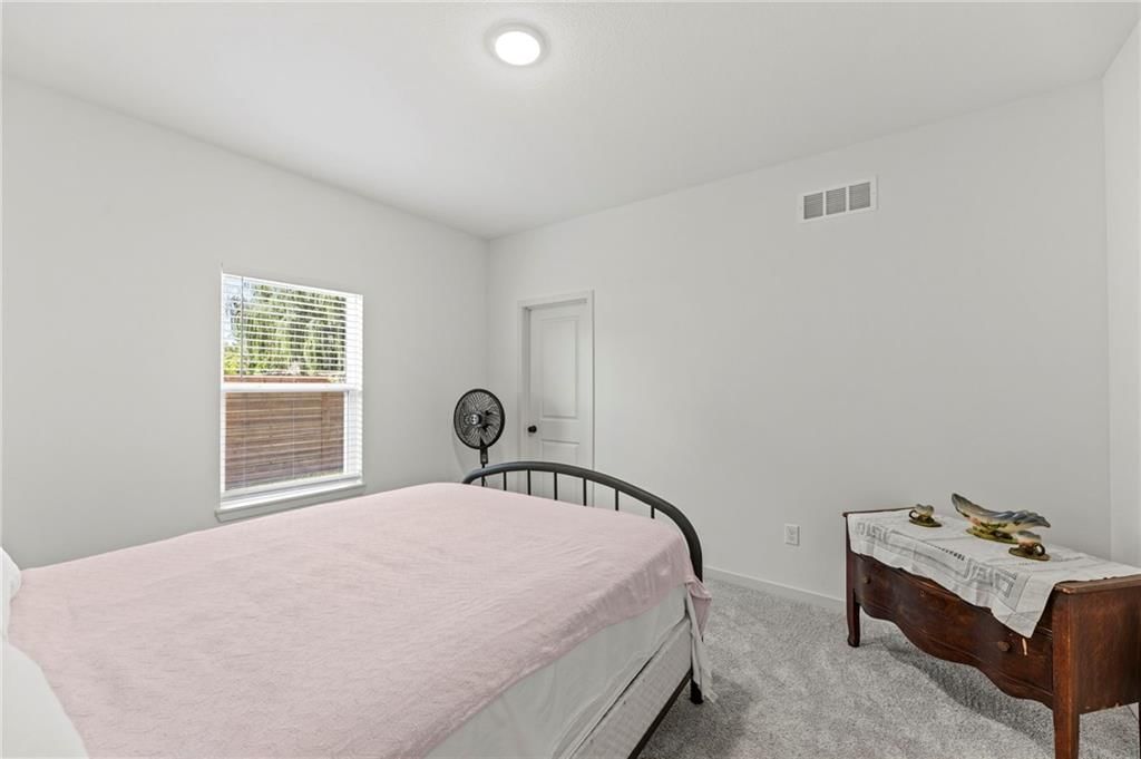 1128 S 12th Terrace — photo 23