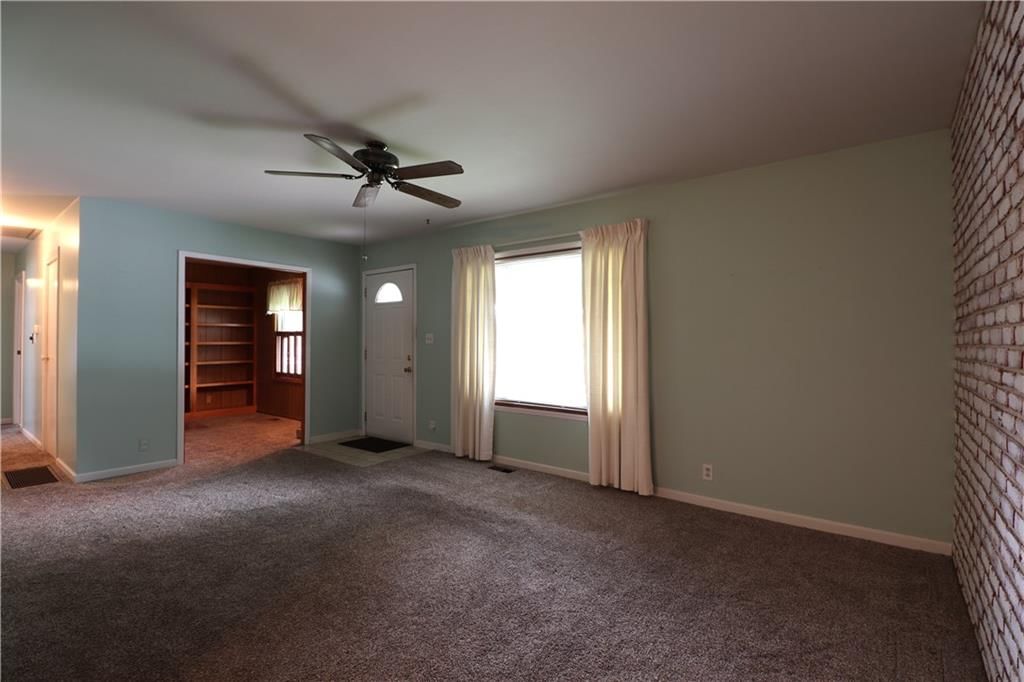 605 N Ponca Drive — photo 9