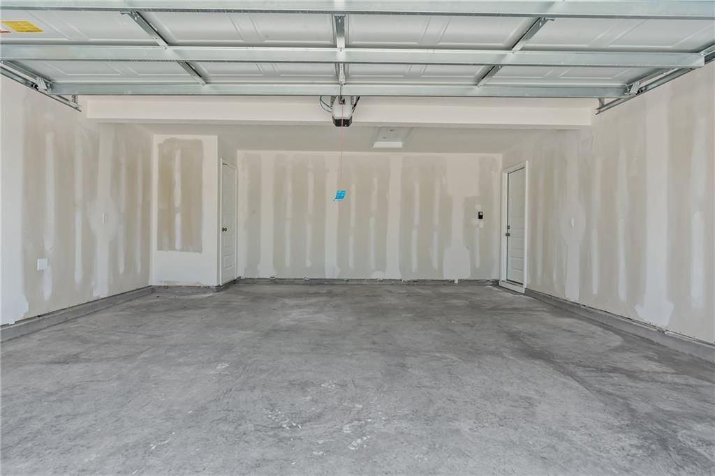 19507 Lincoln Street — photo 23
