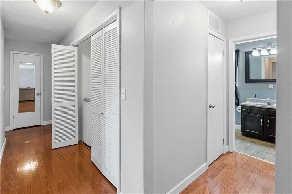 1640 Country Club Boulevard — photo 11