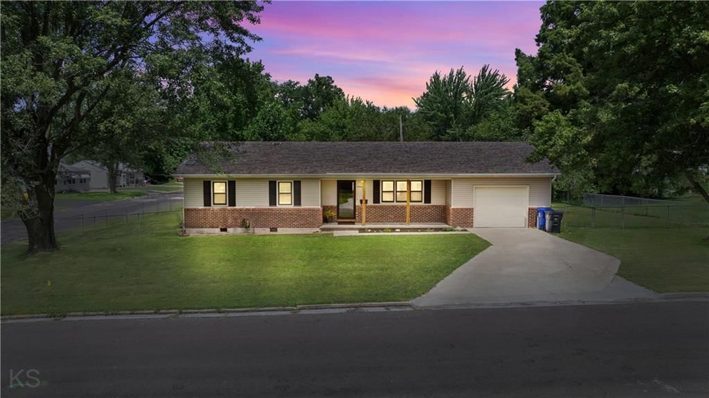 1640 Country Club Boulevard — photo 21