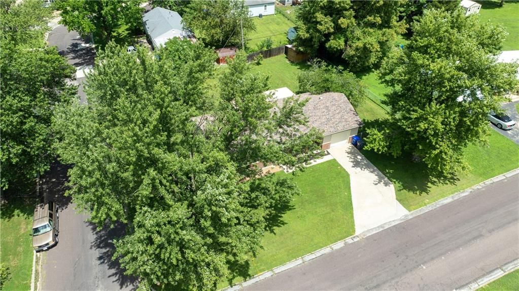 1640 Country Club Boulevard — photo 40