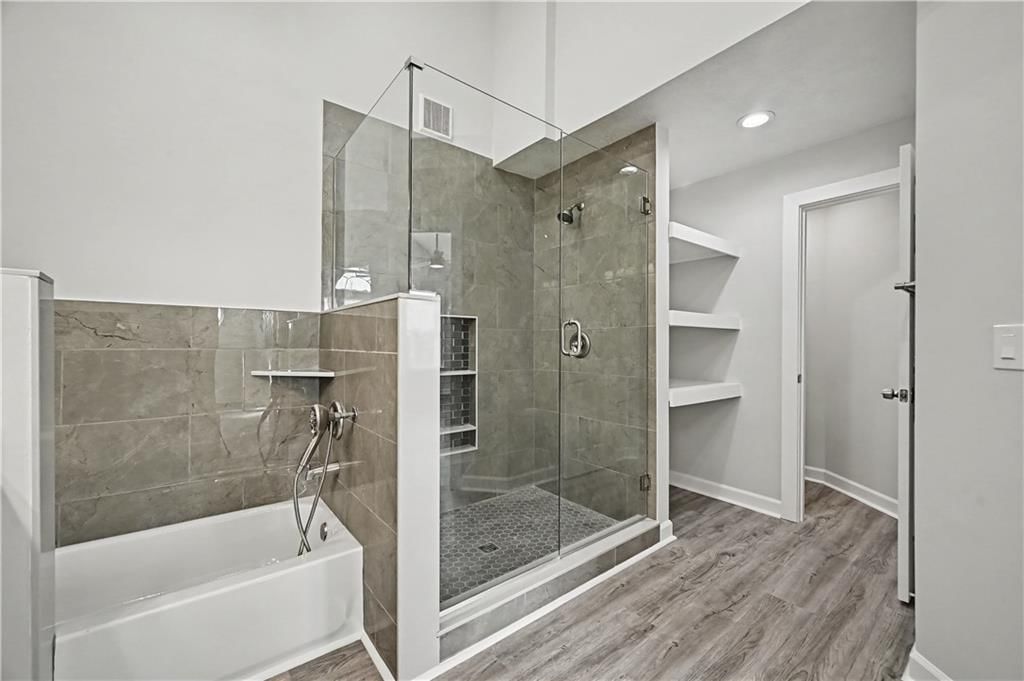 5333 NE Holiday Drive — photo 14
