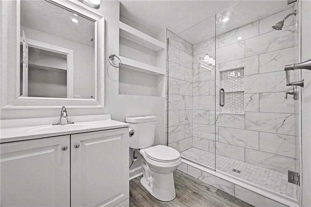 5333 NE Holiday Drive — photo 22