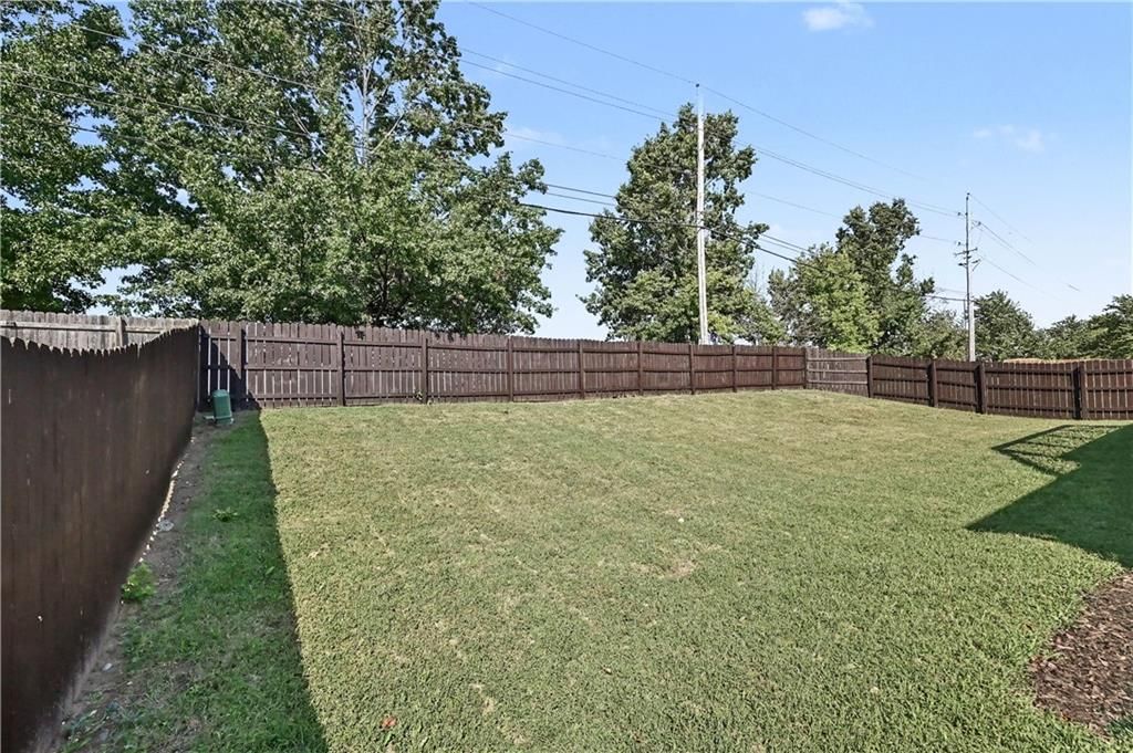 5333 NE Holiday Drive — photo 27