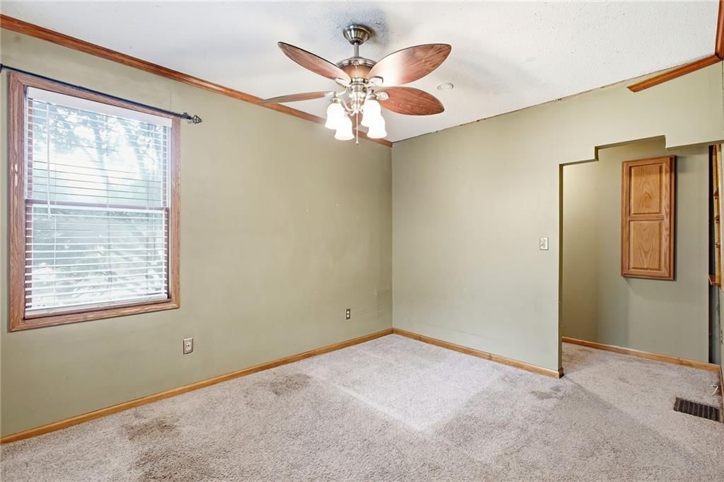 7740 Madison Avenue — photo 12
