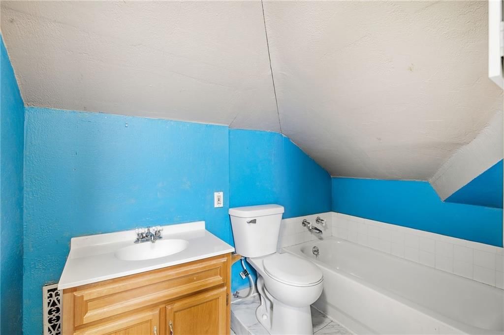 7740 Madison Avenue — photo 30