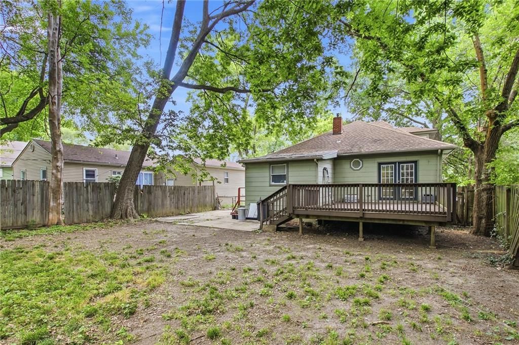 7740 Madison Avenue — photo 33