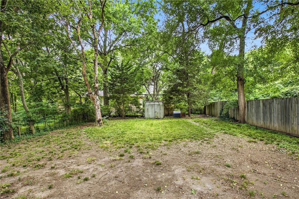 7740 Madison Avenue — photo 34