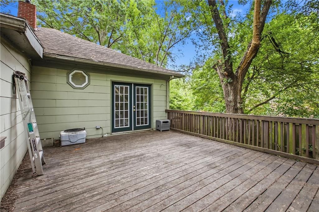 7740 Madison Avenue — photo 35