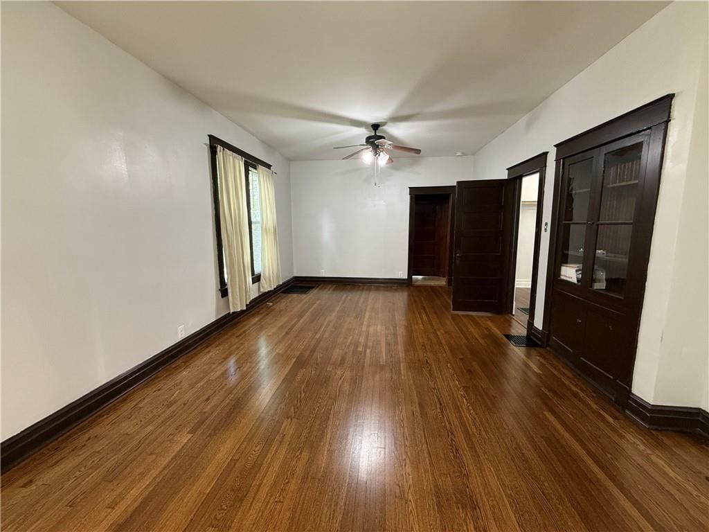 704 S Fuller Avenue — photo 2