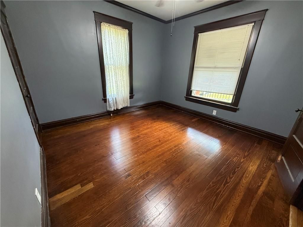 704 S Fuller Avenue — photo 4
