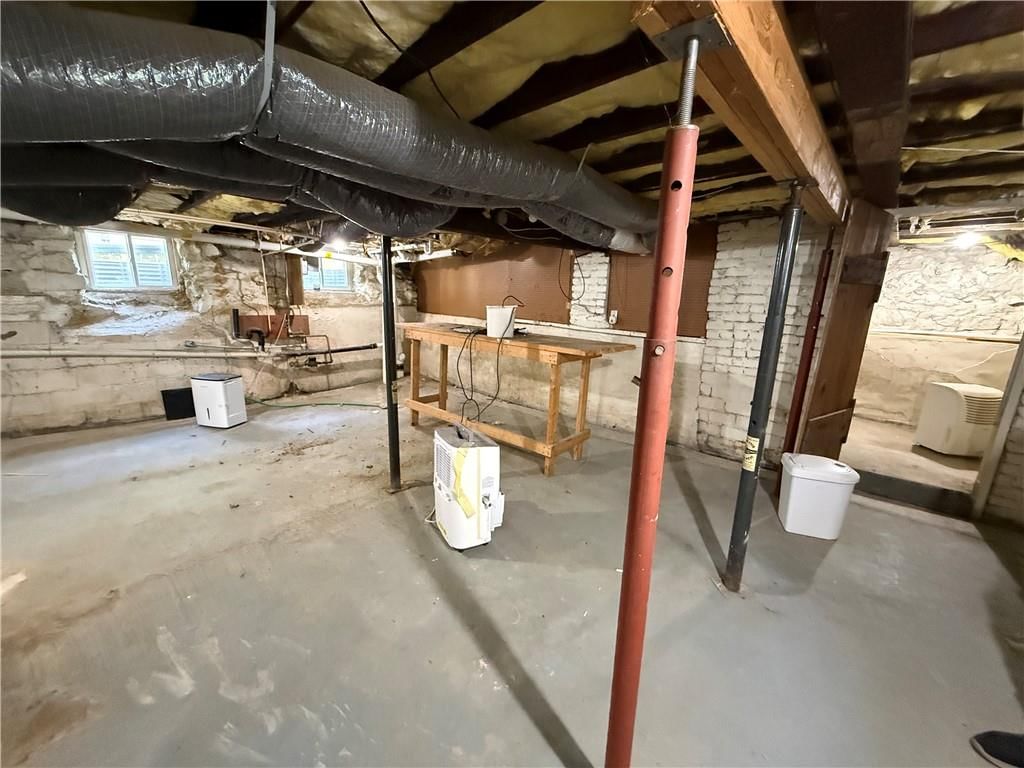 704 S Fuller Avenue — photo 15