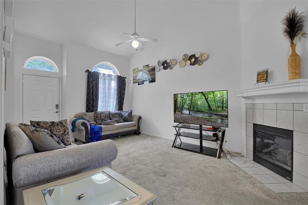5713 Norton Avenue — photo 3