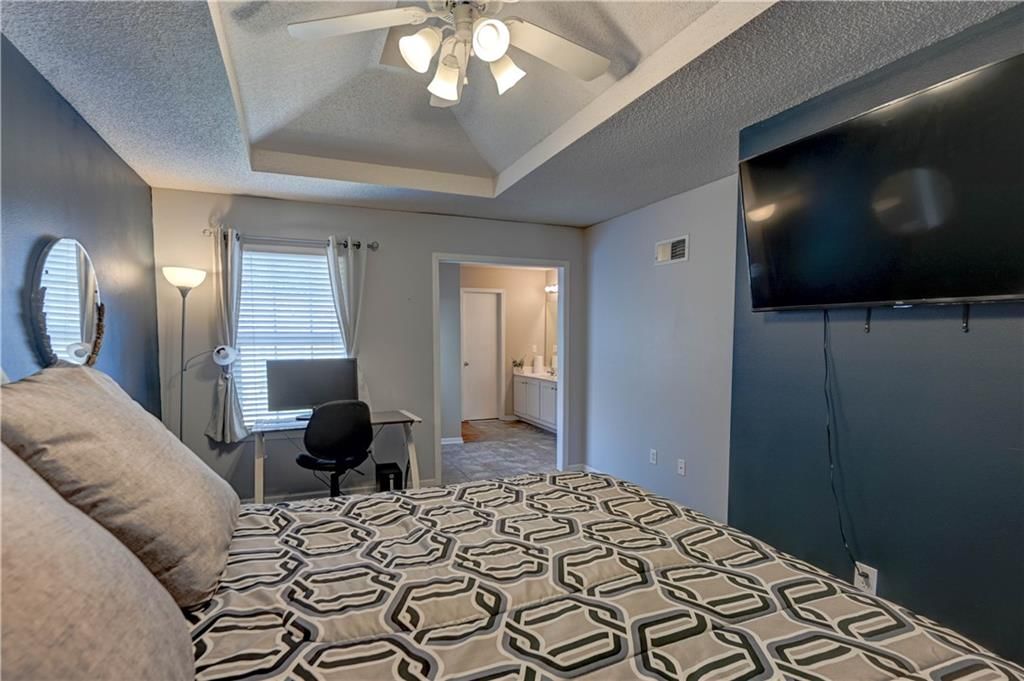 8112 N Lawn Avenue — photo 18