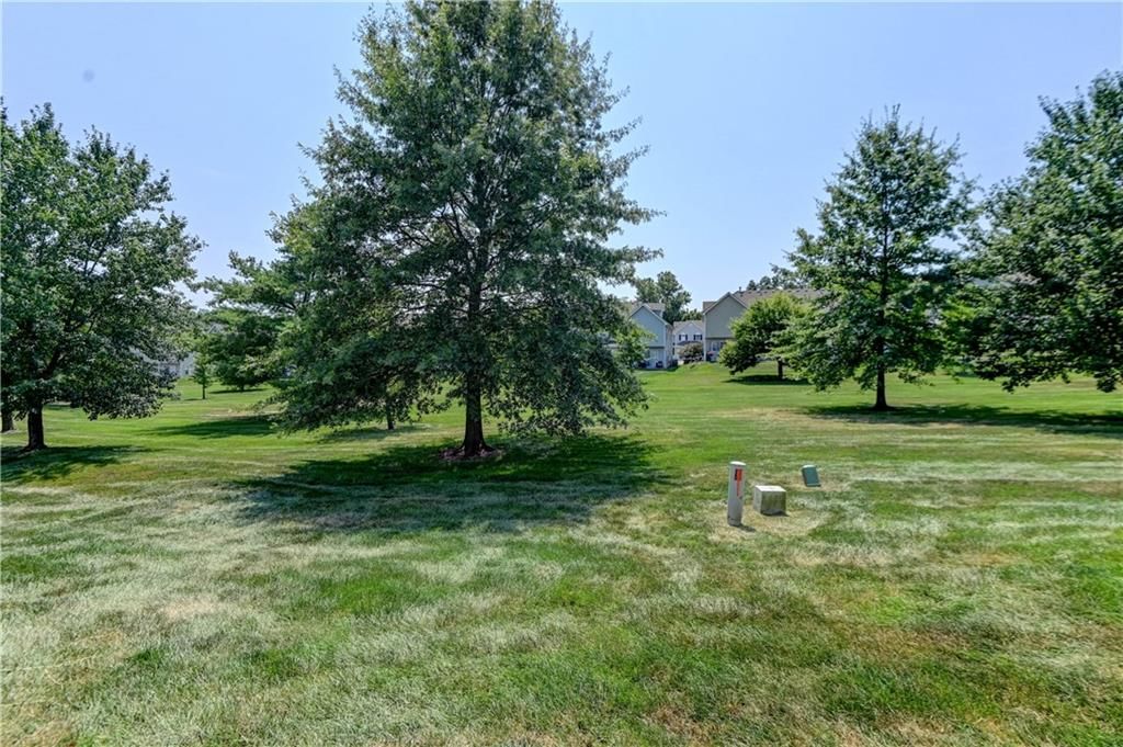 8112 N Lawn Avenue — photo 43