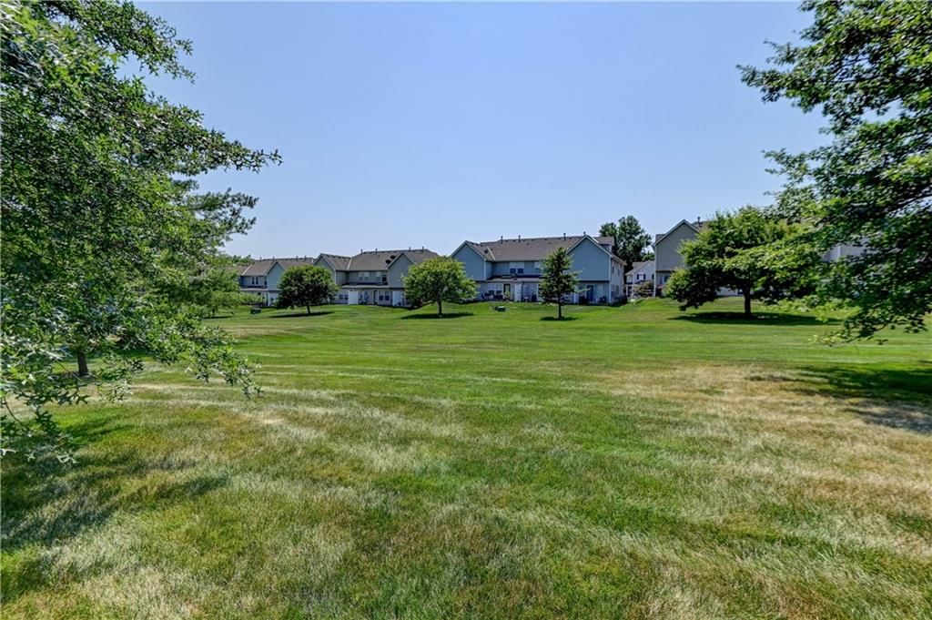 8112 N Lawn Avenue — photo 44