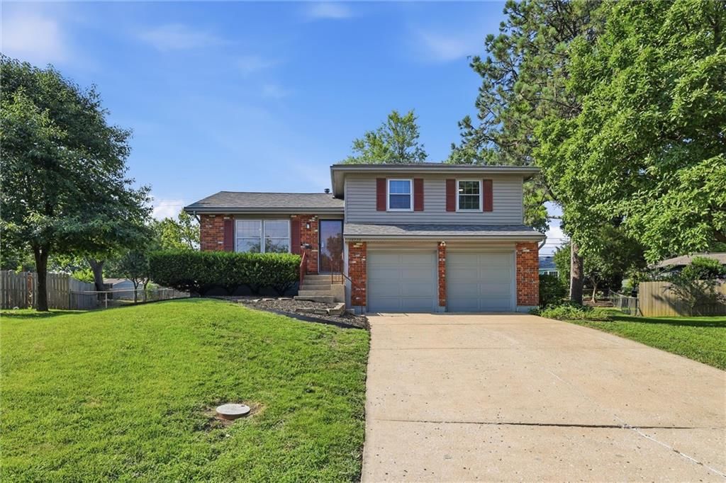 10729 Mcgee Street — photo 1