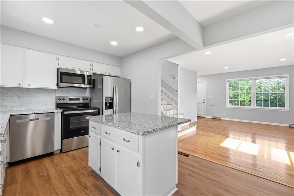 10729 Mcgee Street — photo 11