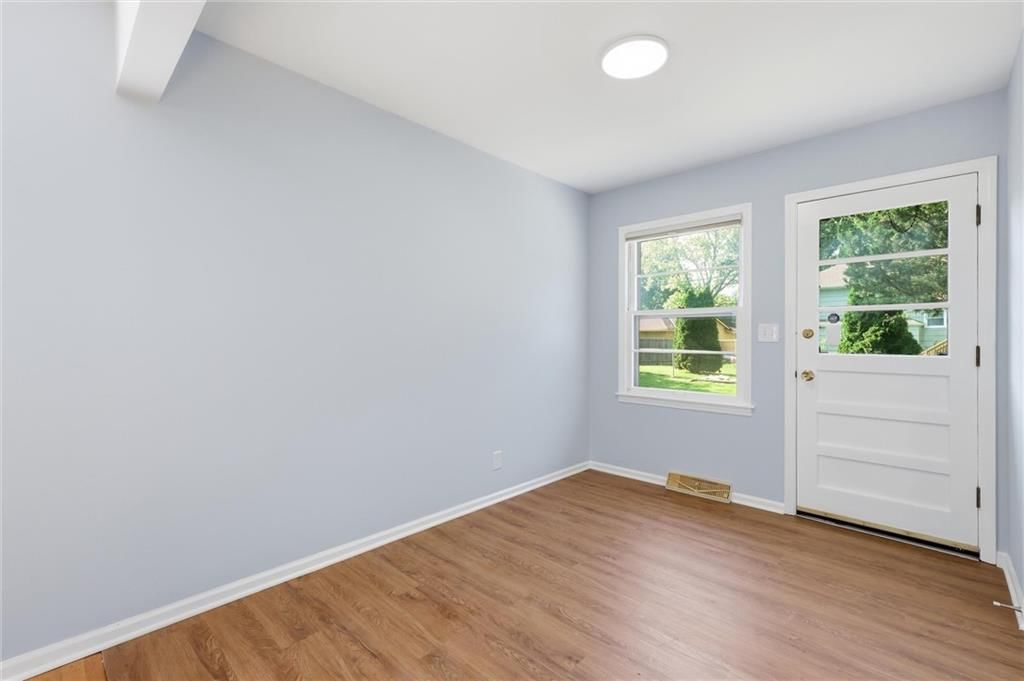 10729 Mcgee Street — photo 15