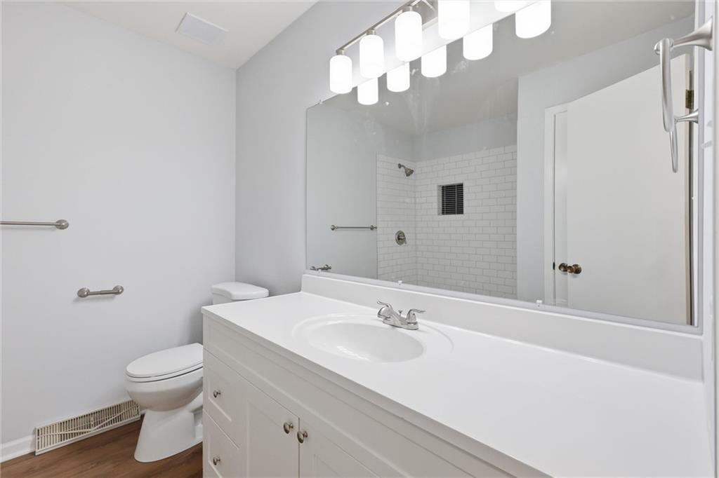 10729 Mcgee Street — photo 18