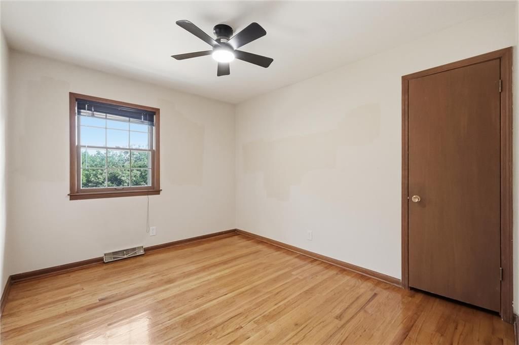 10729 Mcgee Street — photo 23