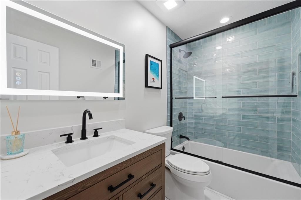 842 York Place — photo 14